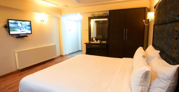 Hotel Pacific